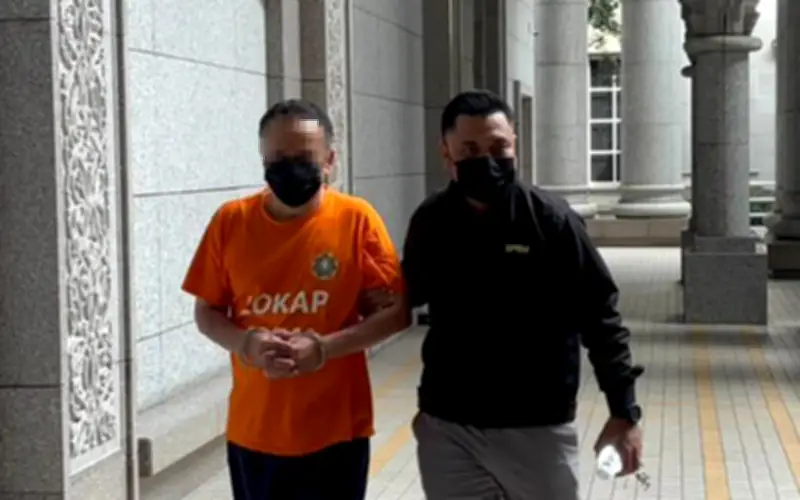 Bekas Pengarah IPTA Direman Disyaki Salah Guna RM1 Juta Untuk Kepentingan Peribadi