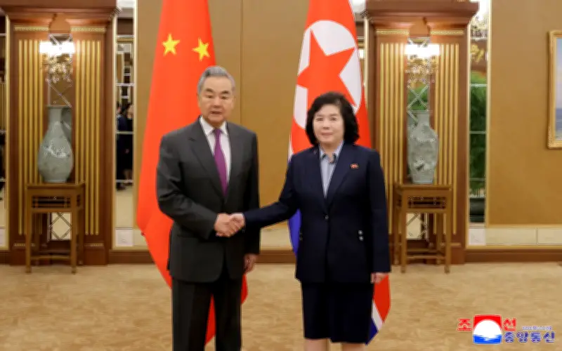 China Kecam Tekanan AS ke Atas Korea Utara Semasa Lawatan ke Pyongyang