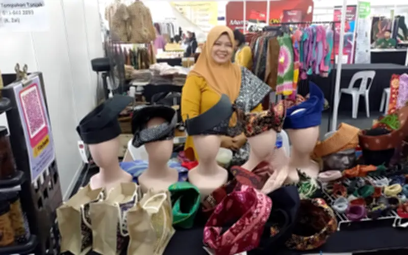 Daripada Abu Kepada Seni: Zaidah Bangun Semula Kehidupan Selepas Kecacatan dan Kebakaran