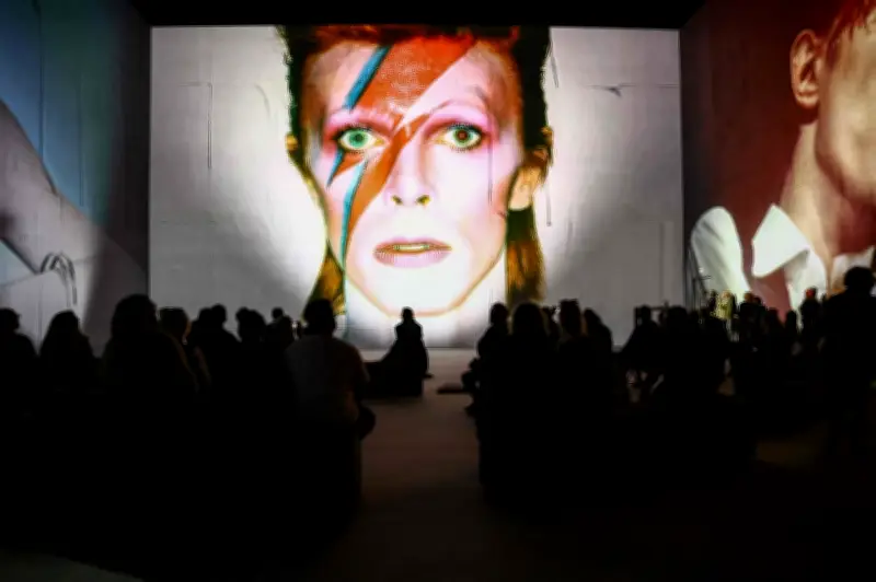 David Bowie 'Dihidupkan Semula' dalam Pameran Multimedia Immersif di London