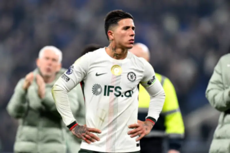 Ejen Enzo Fernandez Kutuk Hukuman Chelsea, Kata Pemain 'Tak Faham' Larangan