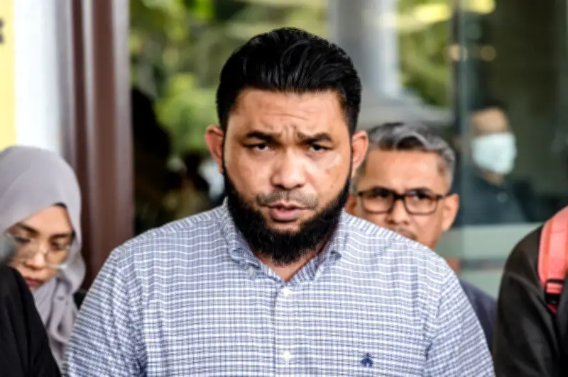 Fahmi Fadzil Selesaikan Saman Fitnah Terhadap Papagomo Berkenaan Ucapan di Masjid Rawang