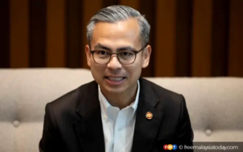 Fahmi Jemput Industri Beri Input Pindaan Akta Perkhidmatan Pos 2012