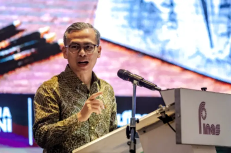 Fahmi Tegaskan Kesediaan Menteri Terima Potongan Gaji Jika Diarah PM
