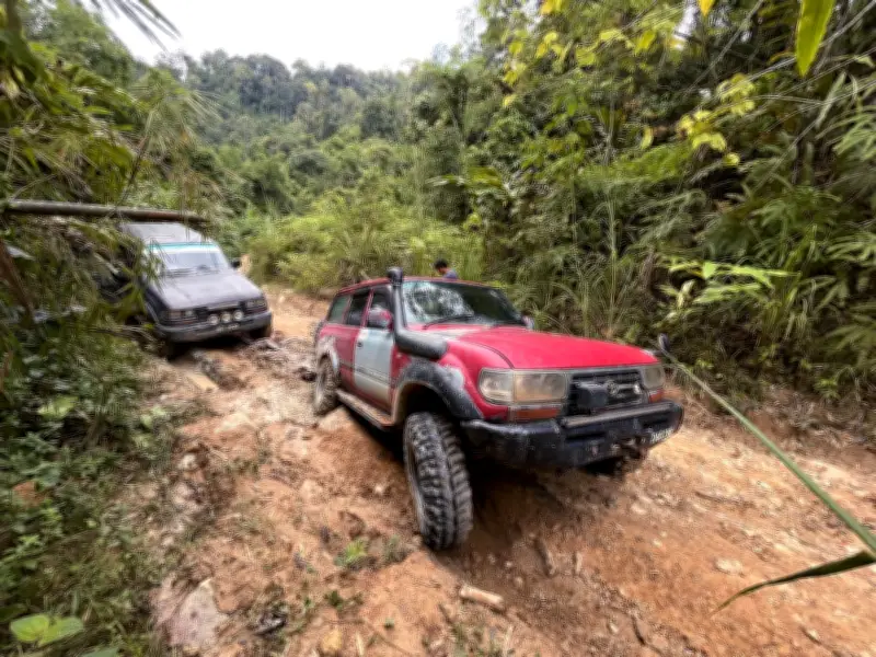 Harga Diesel Melambung Paksa Misi Bantuan 4x4 Terhenti, Ancaman Kepada Komuniti Orang Asli Terpencil