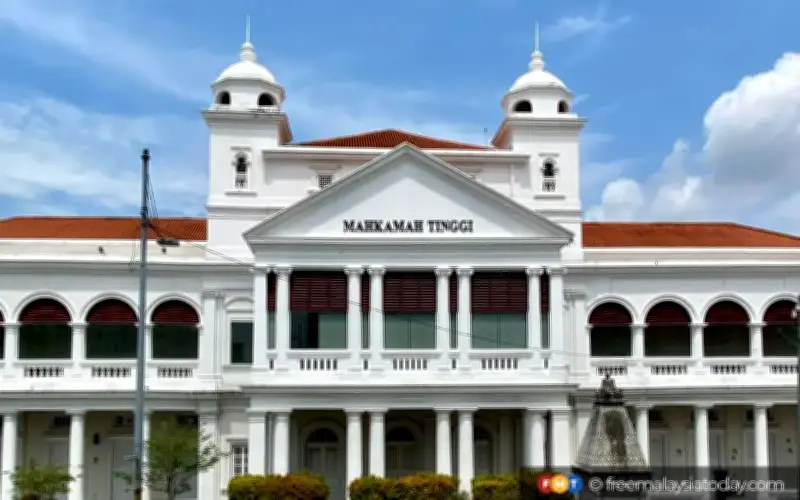 Ibu dan Anak Didakwa Bersama Rakan Rompak dan Serang Lelaki di Penang