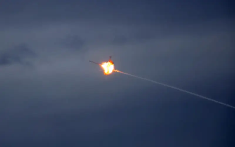 Israel Sahkan Serangan Peluru Berpandu Dari Iran, Sistem Pertahanan Udara Diaktifkan