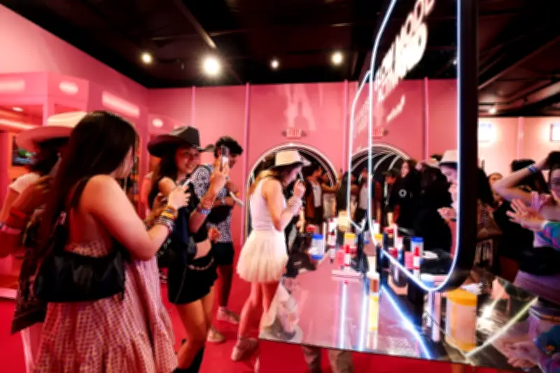 Jenama Hiburan Ubah Coachella Jadi Taman Permainan Influencer dengan Pop-up