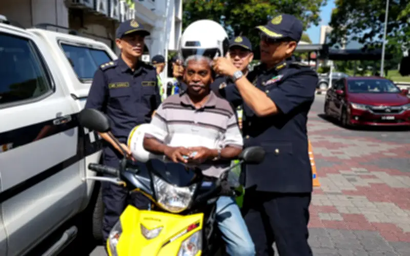 JPJ Tawar 3,000 Helmet Percuma di Ipoh untuk Tingkat Keselamatan Jalan Raya
