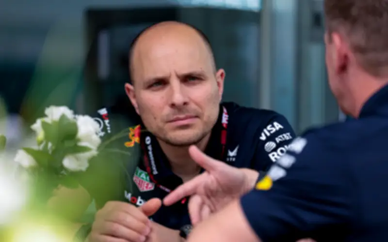 Jurutera Perlumbaan Verstappen, Lambiase, Tinggalkan Red Bull Untuk Sertai McLaren