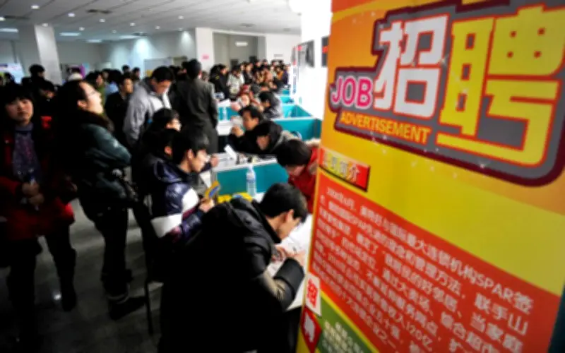 Kadar Pengangguran Belia China Meningkat kepada 16.9% pada Mac