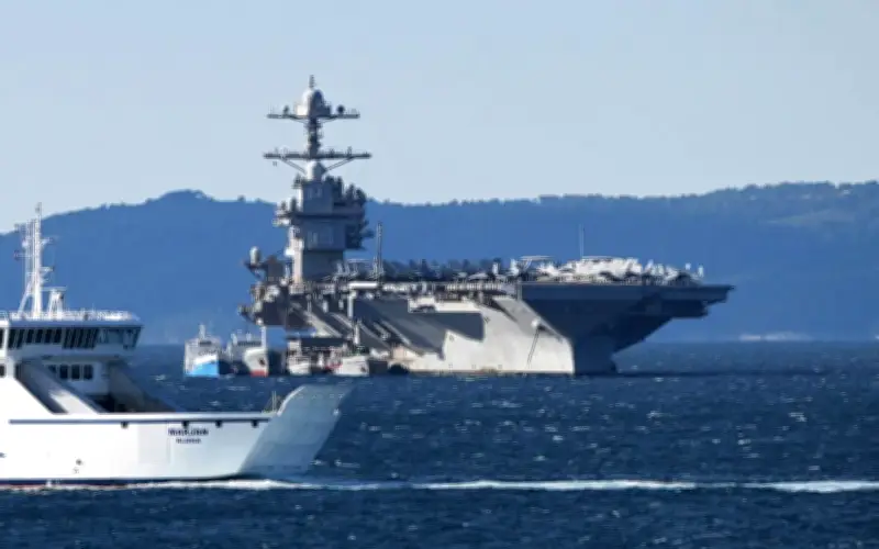 Kapal induk USS George H.W. Bush tiba di Timur Tengah