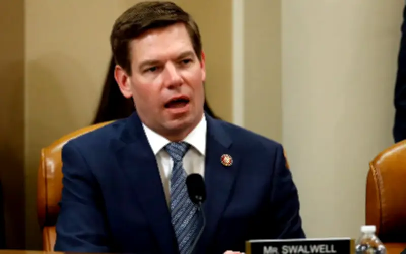 Kempen Gabenor AS Digantung Ekoran Tuduhan Salah Laku Seksual