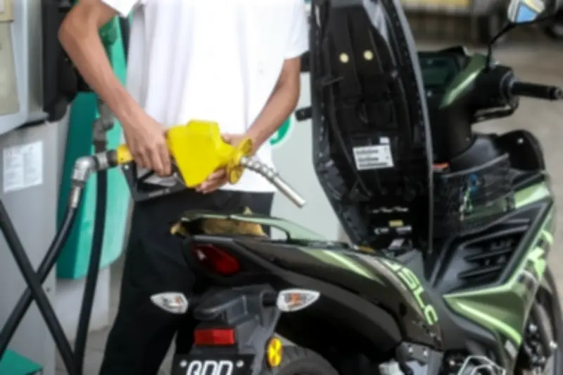 Kenderaan Malaysia Perlu Isi Tangki Tiga Suku Sebelum Masuk Brunei Mulai 1 April