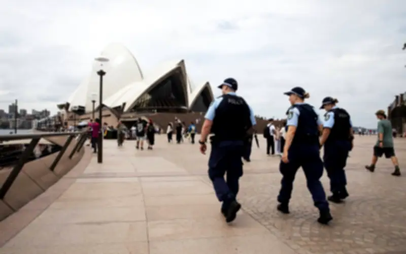 Kepuasan Hidup di Australia Jatuh ke Paras Terendah Rekod, Tinjauan ANU Mendedahkan