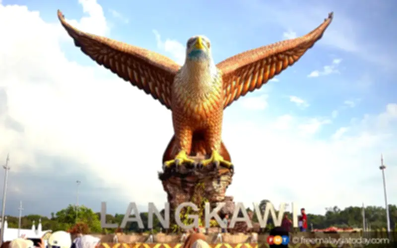 Kerajaan Kaji Cadangan Pulihkan Status Bebas Cukai Langkawi - Anwar