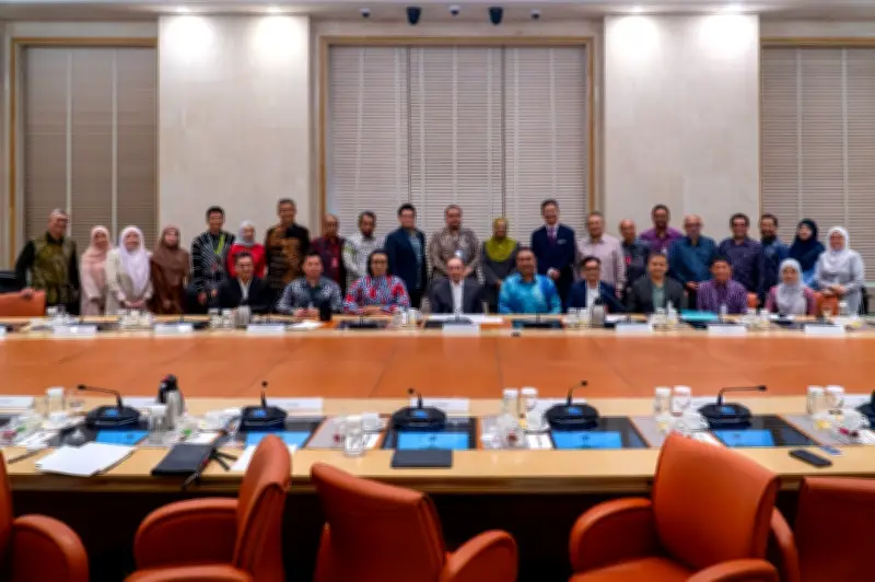 Kerajaan Sasarkan 10 IPO dan Syarikat Bumiputera RM500 Juta dalam Lima Tahun