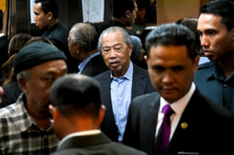 Kes Muhyiddin: 29 cek Mamfor RM19.5 juta kepada Bersatu mencurigakan
