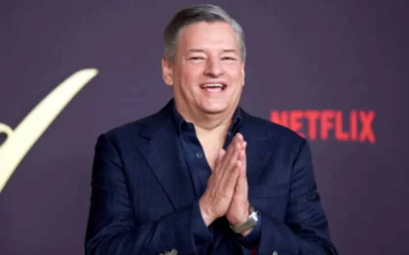 Ketua Netflix Sarandos Adakan Perbincangan 'Konstruktif' dengan Pemilik Panggung Wayang
