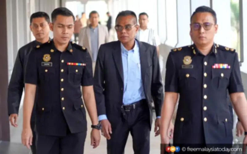 Ketua Pengarah JAS Didakwa Terima Rasuah RM100,000 Berkaitan Projek Bukit Kukus