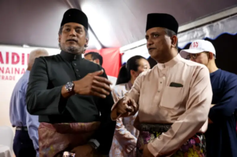 Khairy: Fokus Kembali ke Umno, Perbincangan Kerusi PRU16 Masih Awal