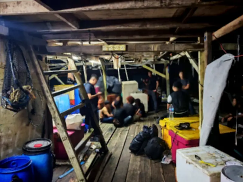 Lapan Warga Indonesia Ditahan Polis Pontian Atas Kesalahan Seludup Migran