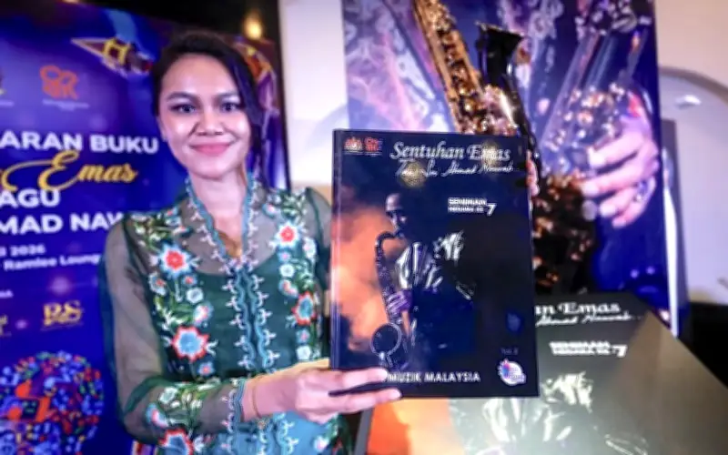 Legasi Muzik Ahmad Nawab Dikumpul dalam Buku 'Sentuhan Emas'