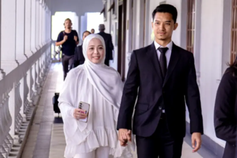 Mahkamah Benarkan Vivy Yusof dan Suami Ambil Pasport Sementara untuk Haji, Perbicaraan Ditunda ke Julai
