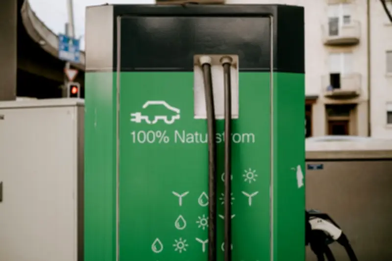 Malaysia Lancar Inisiatif Bahan Bakar Getah Hijau untuk Atasi Krisis Tenaga Global