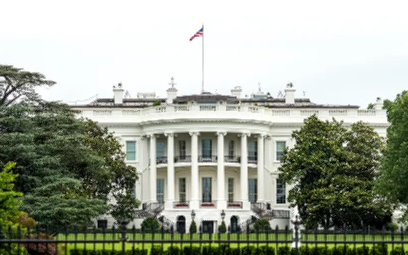 Mengapa Amerika Syarikat, Bukan Iran, Menghadapi Masalah Pewarisan Kuasa