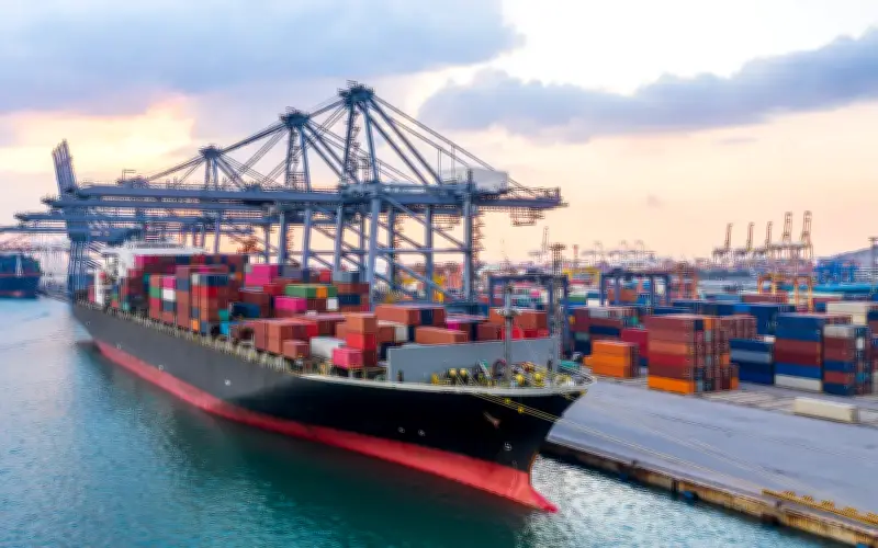 Mengapa Hubungan Ekonomi AS-China Tidak Terputus: Realisme Modal Mengubah Landskap Global