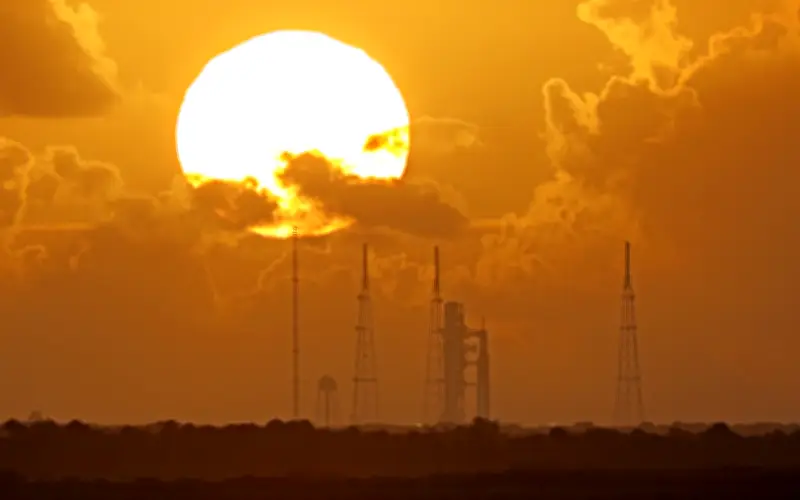 Misi Terbang Lintas Bulan NASA Bersedia untuk Pelancaran Sejarah