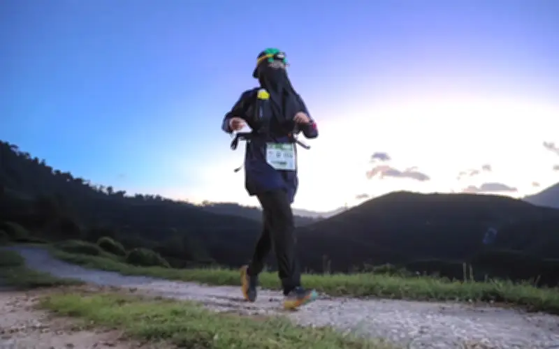 Mukminah Paiman: Juara Ultramarathon Bertudung Niqab dari Johor