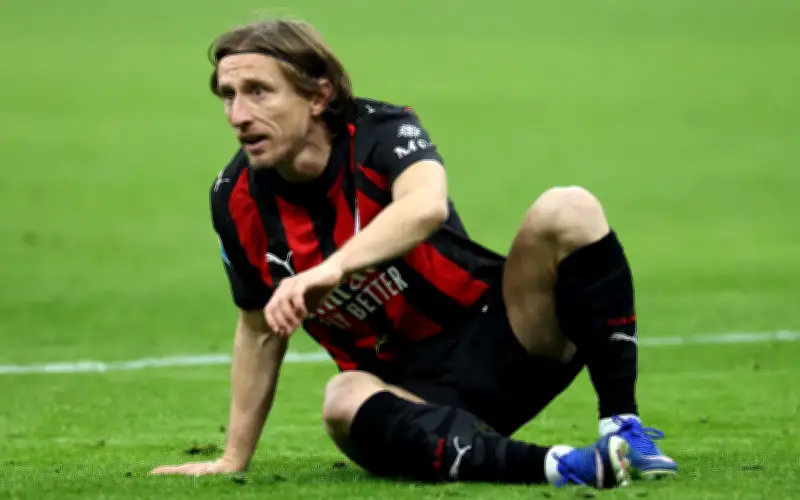 Musim Modric di AC Milan tamat selepas pembedahan tulang pipi