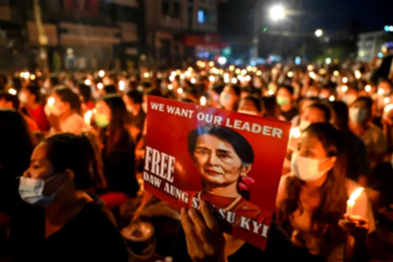 Myanmar Bebaskan Bekas Presiden Win Myint, Kurangkan Hukuman Aung San Suu Kyi