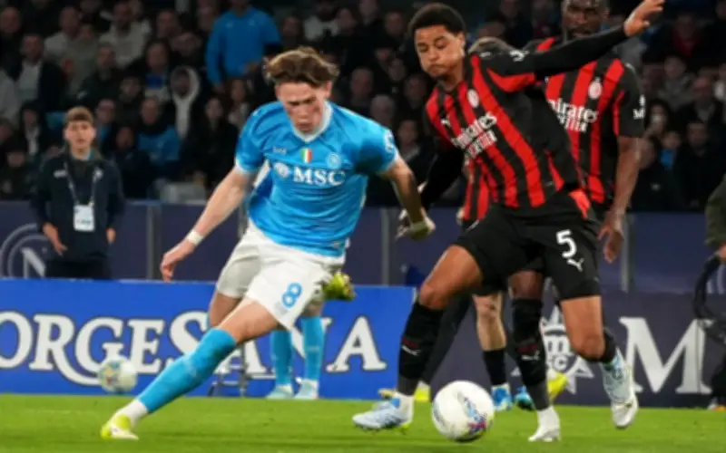 Napoli Kalahkan AC Milan 1-0, Harapan Pertahanan Scudetto Masih Bernyala