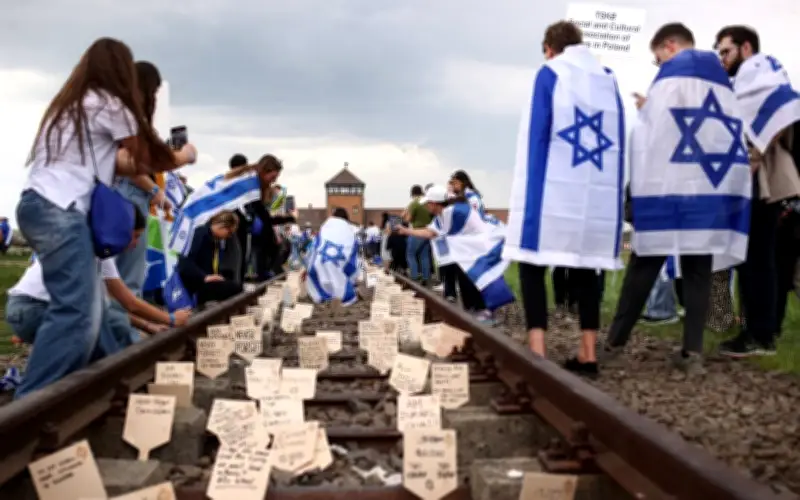 Netanyahu Bandingkan Tapak Nuklear Iran dengan Kem Nazi dalam Peringatan Holocaust