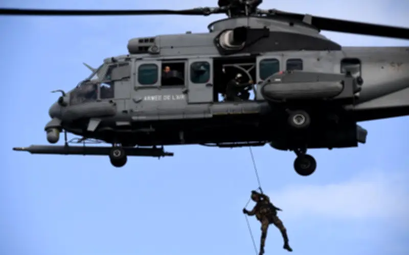 Operasi Cari Giat Dijalankan untuk Juruterbang AS yang Jatuh, Bekas Airmen Kongsi Nasihat Survival