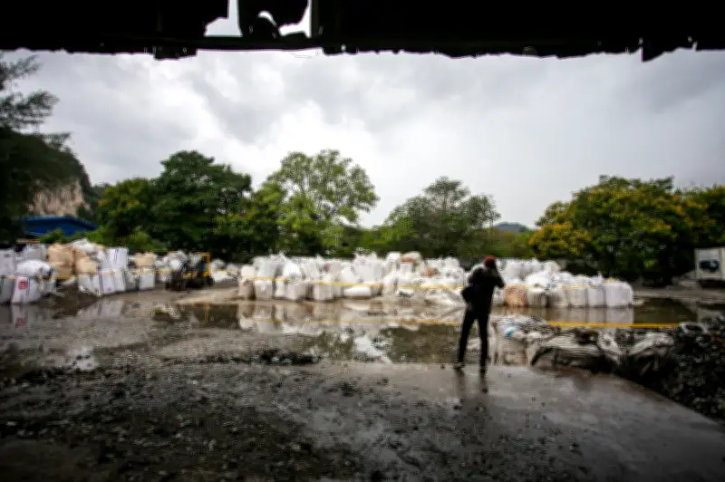 Ops Hazard 3.0: GOF Rampas RM187 Juta dari 14 Tapak Pemprosesan E-Waste Haram