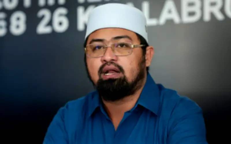 PAS Selangor nafi setuju Azmin sebagai pengerusi PN negeri