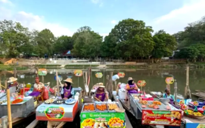 Pasar Terapung Khlong Hae Hatyai Bangkit Semula Selepas Dilanda Banjir Teruk
