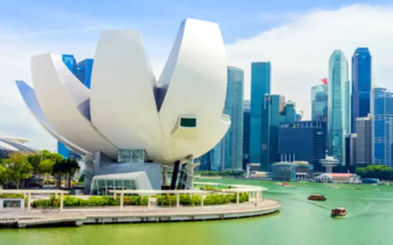 Pejabat Kerajaan Singapura Diarah Kawal Penggunaan Penyaman Udara