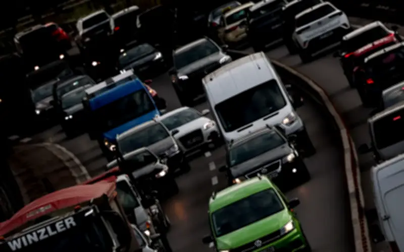 Pemandu Eropah Tercekik Harga Diesel Melambung Tinggi