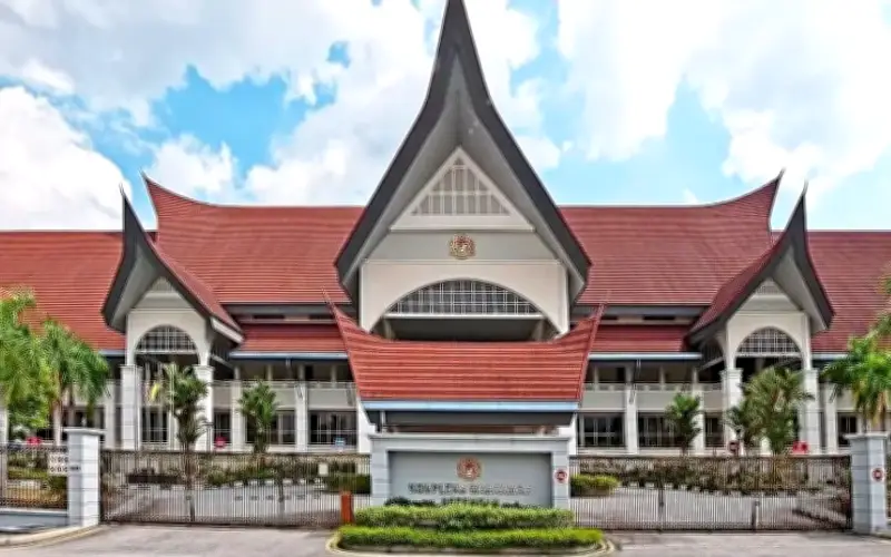 Penganggur Dipenjara Seminggu, Didenda RM5,000 Miliki 200 Bahan Pornografi Kanak-kanak