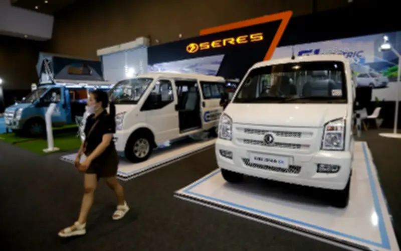 Pengeluar Kereta China Patenkan Tandas Dalam Kereta Diaktifkan Suara
