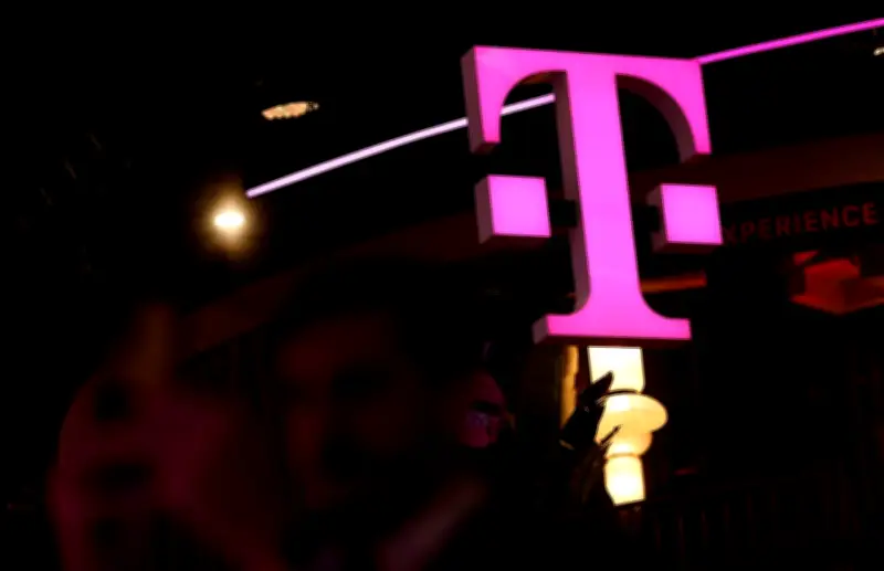 Penggabungan Deutsche Telekom-T-Mobile AS boleh jadi perjanjian M&A terbesar dunia
