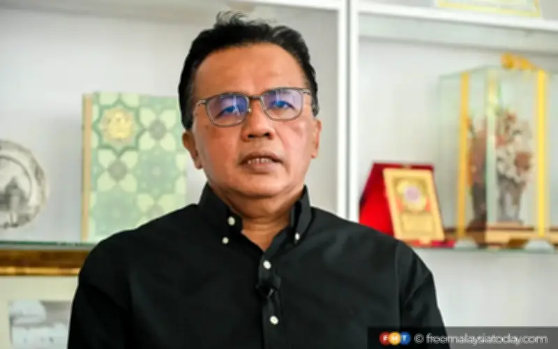 Penggantungan Salim Sharif Ditarik Balik, Bekas Ketua Umno Jempol Kembali Aktif