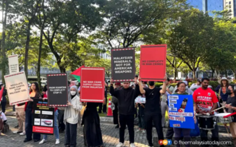 Penunjuk Perasaan Tuntut Haram Syarikat Terkait Konflik Gaza Dalam Pameran Pertahanan