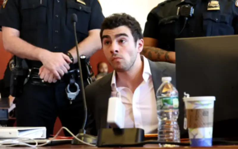 Perbicaraan Pertama Luigi Mangione Ditangguh ke September