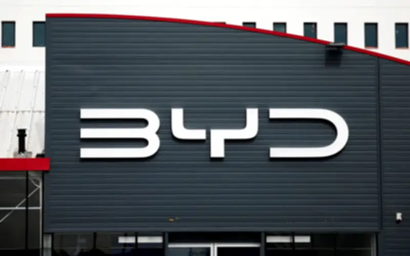 Pinjaman jangka pendek BYD melonjak ke rekod, keuntungan merosot